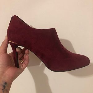 Burgundy (suede) heels
